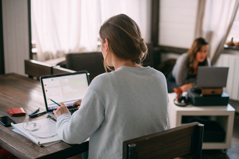 Create A Home Office That Prevents Neck Pain and Back Pain