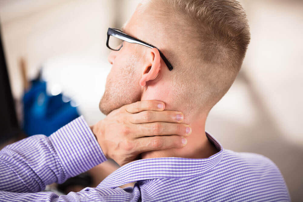 Prevent Tech Neck: 4 Stretches to Start Doing Today